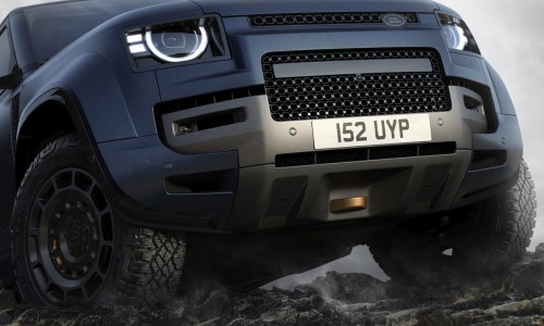 De nieuwe elektrische Land Rover Defender Sport wordt dit jaar onthuld