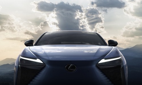 Elektrische Lexus RZ 450e krijgt Tesla-achtig stuurwiel