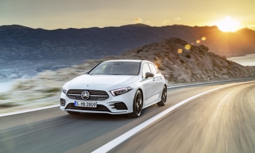 In beeld: de vernieuwde Mercedes-Benz A-klasse. Binnenkort te leasen!