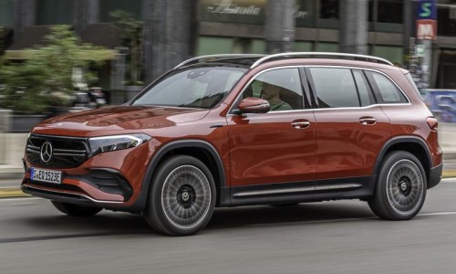'Modern en zelfs innovatief': Mercedes-Benz EQB in de media