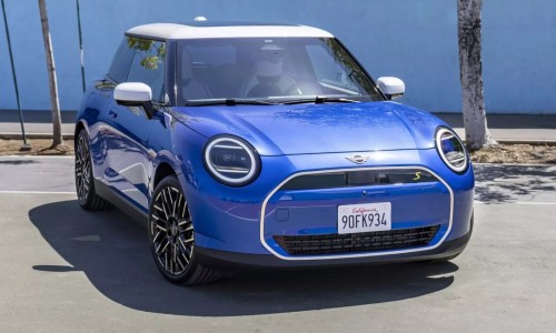 Nieuw Mini interieur onthuld: retro-ontwerp van de eerste Mini is terug!