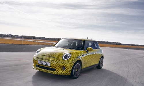 Mini Electric komt begin 2020 en dit gaat hij kosten Mini Electric komt begin 2020 en dit gaat hij kosten