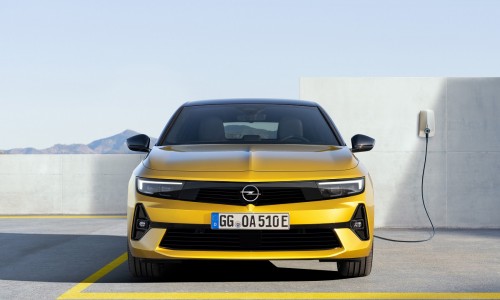 Stekkerrijden in de nieuwe Opel Astra - dit kost het