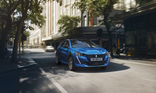 Peugeot e-208 bomvolle uitvoeringen en opties bekend Peugeot e-208 bomvolle uitvoeringen en opties bekend