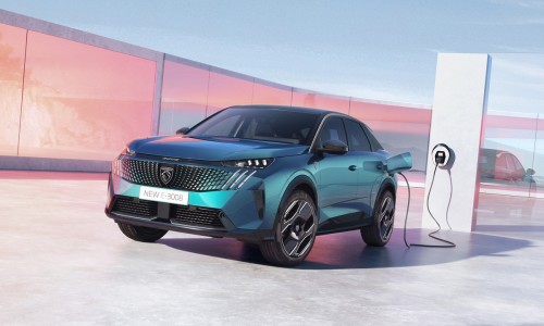 Peugeot e-3008 prijzen zijn bekend, leverbaar vanaf begin 2024 Peugeot e-3008 prijzen zijn bekend, leverbaar vanaf begin 2024