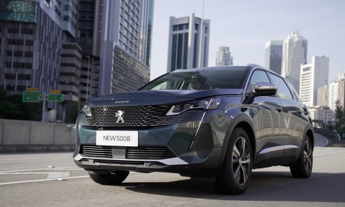 Nieuwe Peugeot 5008 en elektrische 408 verschijnen zomer 2024