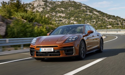 Nieuwe Porsche Panamera met hogere actieradius en meer plug-in hybrids Nieuwe Porsche Panamera met hogere actieradius en meer plug-in hybrids