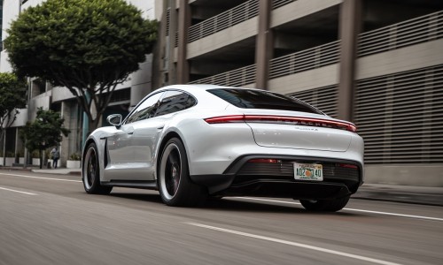 Porsche Taycan begin 2020 al leasen? Bestel nu via ActivLease! Porsche Taycan begin 2020 al leasen? Bestel nu via ActivLease!