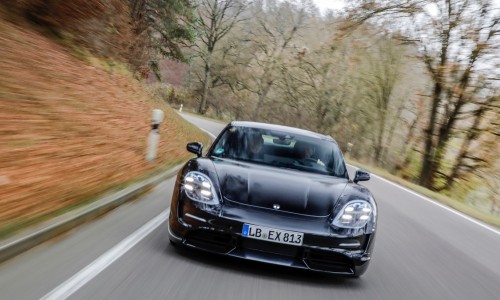 Porsche Taycan populair onder Tesla-rijders, productie verdubbeld