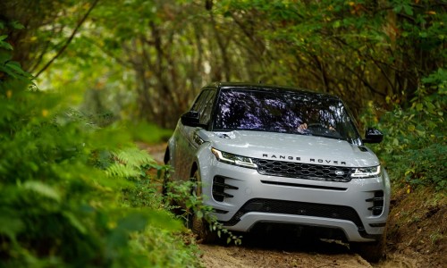 Nieuwe Range Rover Evoque heeft meer ruimte, hybride aandrijvingen