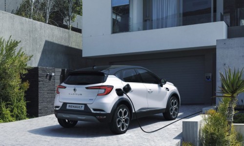 Renault Clio en Captur voortaan ook als hybride, met of zonder stekker