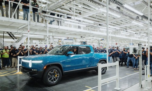 Elektrische pick-up van Rivian eindelijk klaar, binnenkort naar Europa? Elektrische pick-up van Rivian eindelijk klaar, binnenkort naar Europa?