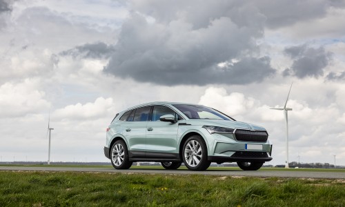 Elektrische auto's vliegen minder snel in brand dan benzineauto's Elektrische auto's vliegen minder snel in brand dan benzineauto's