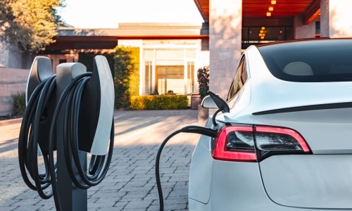 Dit is hoe Tesla de werkelijke actieradius van uw elektrische auto berekent Dit is hoe Tesla de werkelijke actieradius van uw elektrische auto berekent