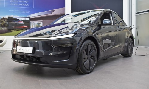 Tesla Model Y weer op #1: populairste auto van Nederland