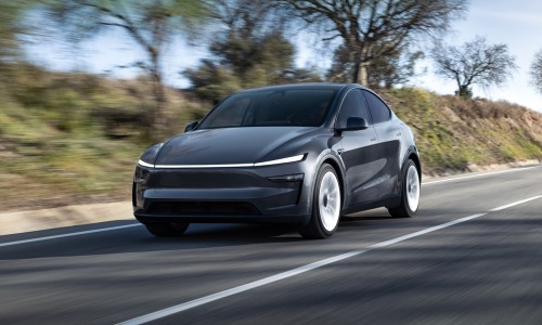 Tesla Model Y vanaf nu beschikbaar als 7-zits elektrische SUV