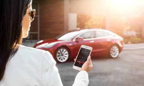 Tesla auto's krijgen een Sentry Mode om diefstal te voorkomen Tesla auto's krijgen een Sentry Mode om diefstal te voorkomen