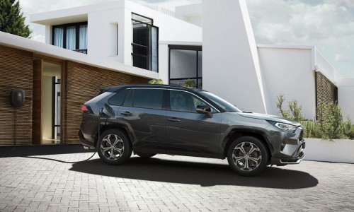 Nieuwe Toyota RAV4 Plug-in Hybrid topversie nu beschikbaar bij ActivLease! Nieuwe Toyota RAV4 Plug-in Hybrid topversie nu beschikbaar bij ActivLease!