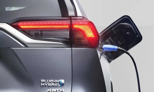 Hybride auto's zijn twee keer zo populair als vorig jaar
