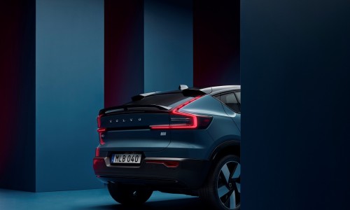Volvo gaat volledig elektrisch met de nieuwe C40 Recharge