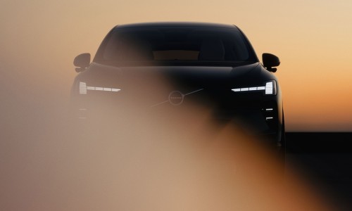 Volvo EX60 kroont zich nu al tot actieradius-koning onder elektrische SUV's
