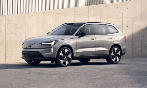 De Volvo EX90 krijgt een upgrade: krachtiger, slimmer en nog sneller laden