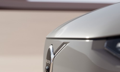 Elektrische Volvo EX90 laat zich zien in eerste teaserbeelden