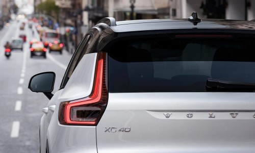 Volvo XC40 Recharge ook mogelijk met trekhaak en fietsendrager