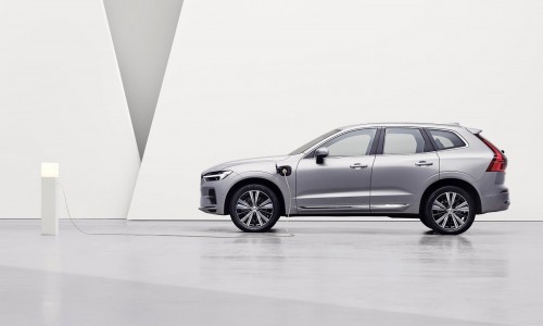 Volvo XC60 krijgt deze zomer een facelift met ingebouwde Google-apps Volvo XC60 krijgt deze zomer een facelift met ingebouwde Google-apps