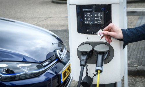 Nieuwe batterij van Toshiba laadt 320 km actieradius bij in 6 minuten Nieuwe batterij van Toshiba laadt 320 km actieradius bij in 6 minuten
