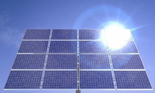 Investeren in zonne-energie nu goedkoper dan windenergie