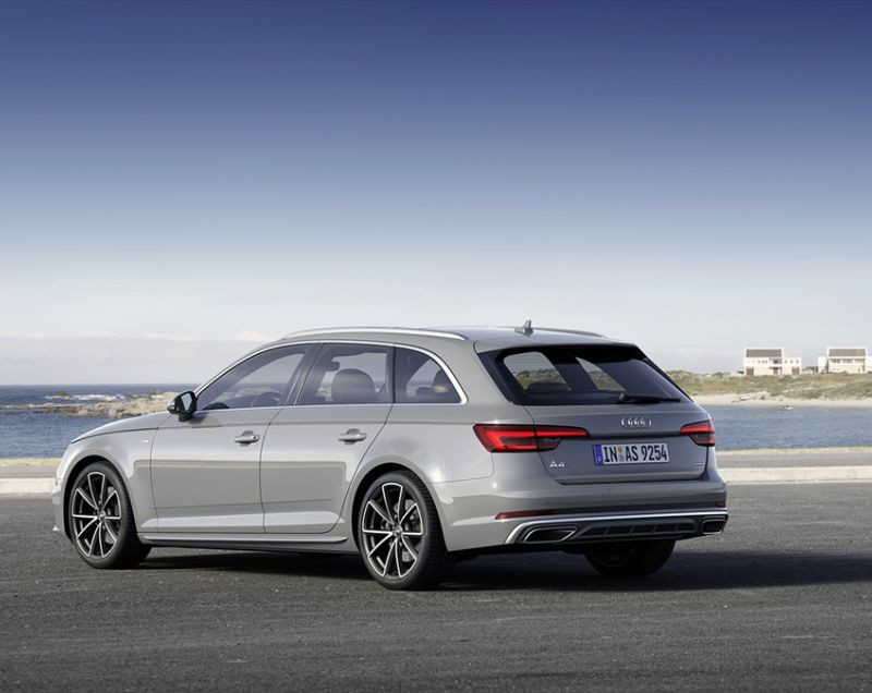 Audi A4 avant 45tfsi MHEV 265 pk quattro S edition