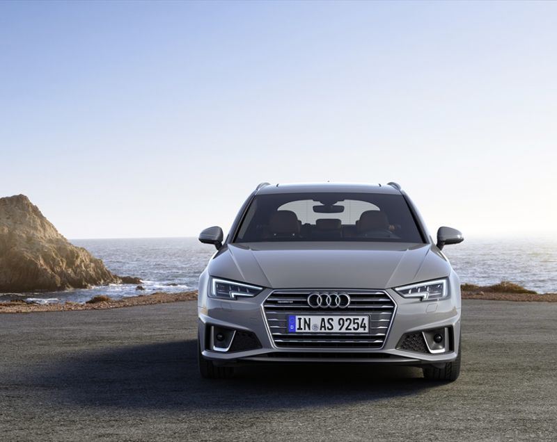 Audi A4 avant 45tfsi MHEV 265 pk quattro S edition