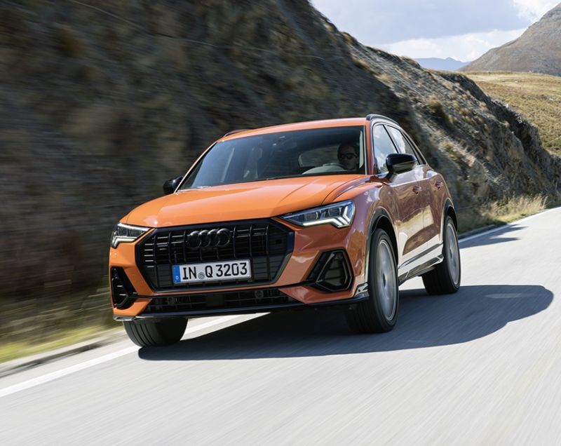 Audi Q3* 45tfsie PHEV S edition, Mythoszwart + STOELVERWARMING Audi Q3* 45tfsie PHEV S edition, Mythoszwart + STOELVERWARMING