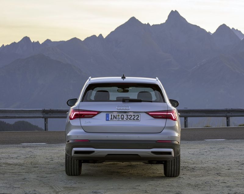 Audi Q3* 35tfsi advanced edition 110kW s-tronic aut Audi Q3* 35tfsi advanced edition 110kW s-tronic aut