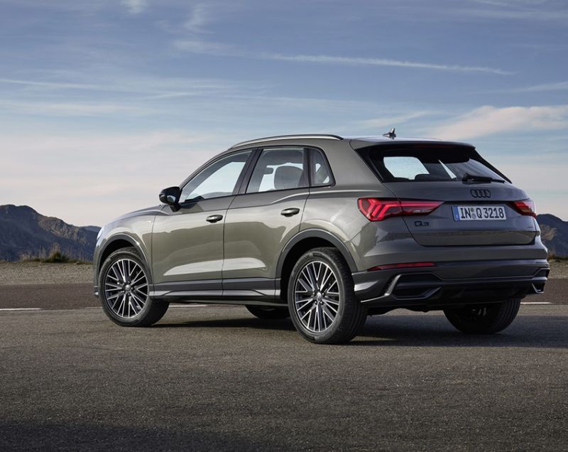 Audi Q3* 35tfsi s edition competition 110kW s-tronic aut