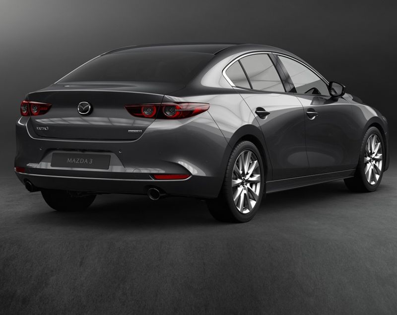 Mazda 3 Sedan 2.0 MHEV E-SKYACTIV-G 122