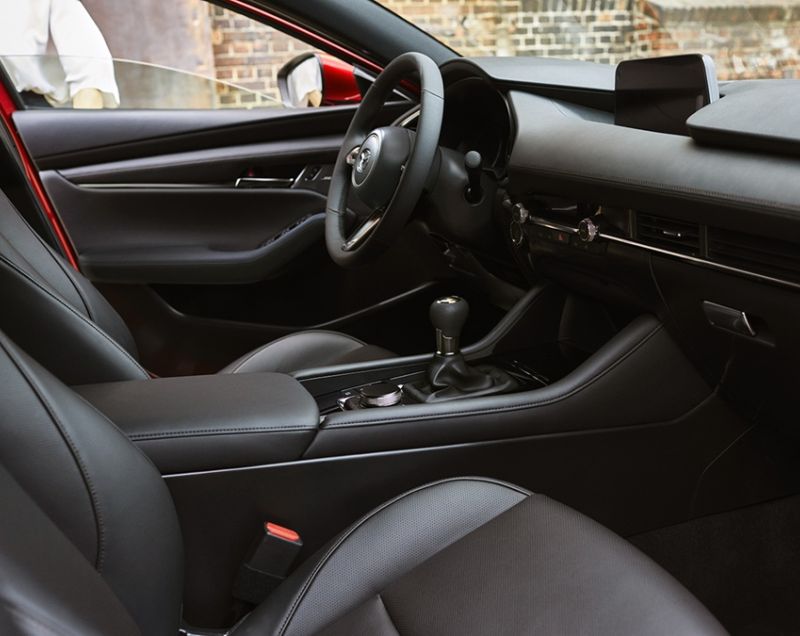 Mazda 3 2.5 mhev skyactiv-g nagisa 103kW aut 