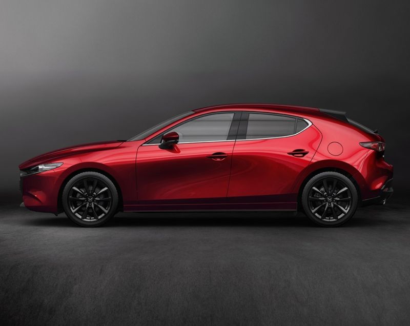 Mazda 3 2.5 mhev skyactiv-g centre-line 103kW Mazda 3 2.5 mhev skyactiv-g centre-line 103kW