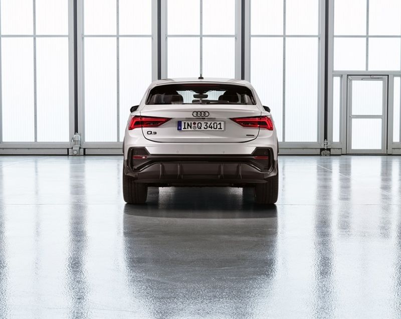 Audi Q3 sportback* 35tfsi s edition competition 110kW s-tronic aut