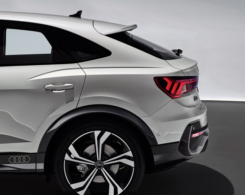 Audi Q3 sportback* 35tfsi s edition competition 110kW s-tronic aut