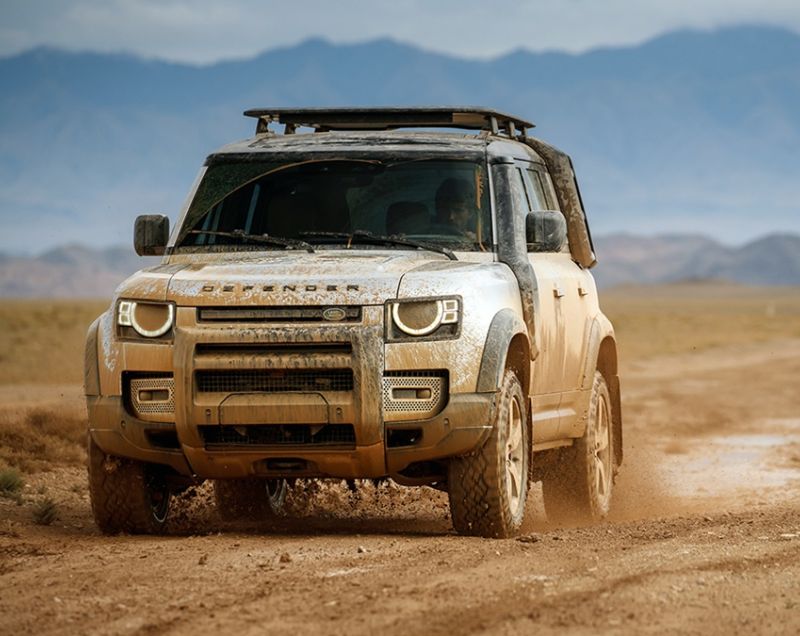 Land Rover Defender 110 p300e phev x-dynamic hse 5p awd 221kW aut