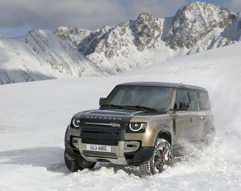 Land Rover Defender 110 p300e phev x-dynamic hse 5p awd 221kW aut