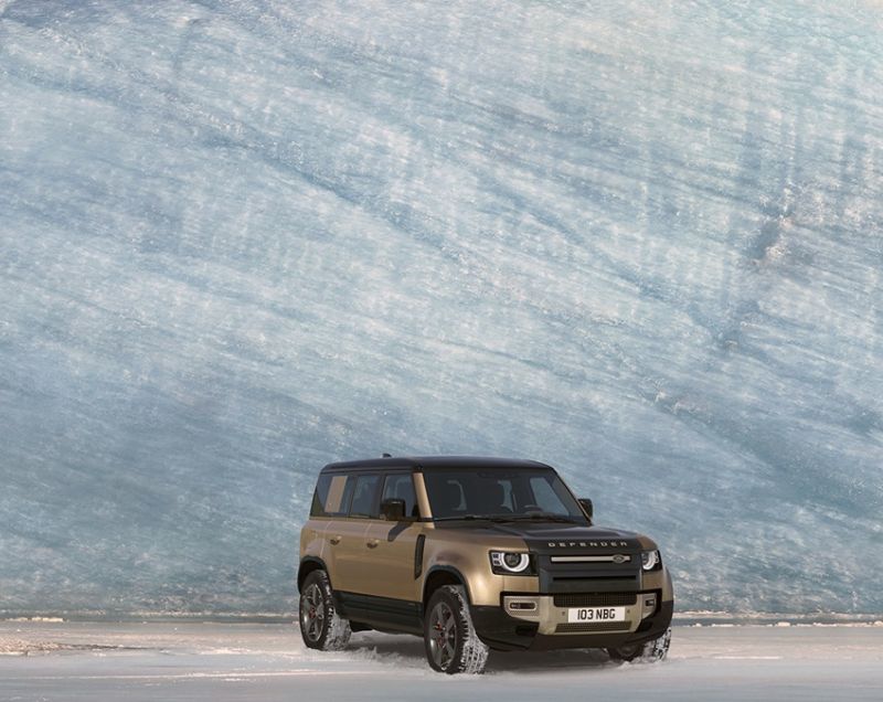 Land Rover Defender 110 p300e phev x-dynamic hse 5p awd 221kW aut