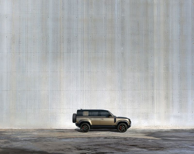 Land Rover Defender 110* p300e phev x-dynamic hse 5p awd 221kW aut Land Rover Defender 110* p300e phev x-dynamic hse 5p awd 221kW aut