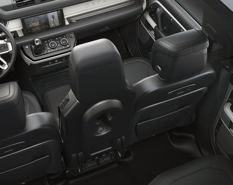 Land Rover Defender 90 d200 mhev x-dynamic se awd 147kW aut