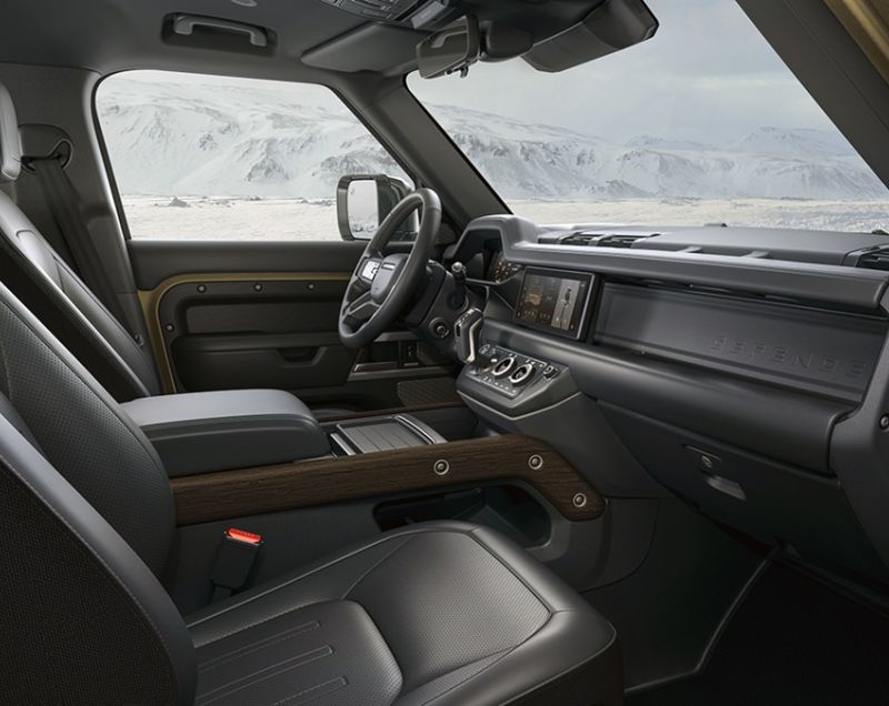 Land Rover Defender 90* p425 x-dynamic se awd 313kW aut Land Rover Defender 90* p425 x-dynamic se awd 313kW aut