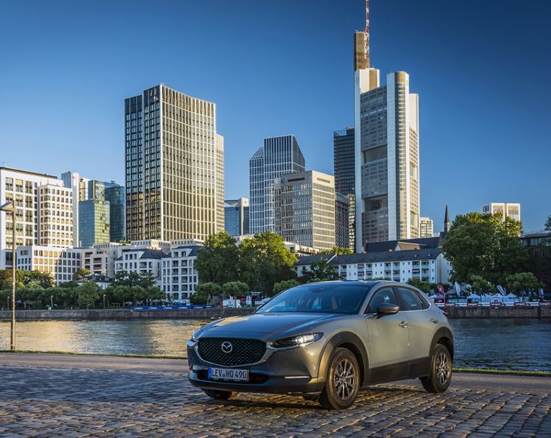 Mazda CX-30 2.0 mhev skyactiv-x centre-line 137kW aut Mazda CX-30 2.0 mhev skyactiv-x centre-line 137kW aut