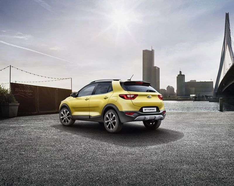 Kia Stonic* 1.0tgdi MHEV DynamicLine DCT7 Kia Stonic* 1.0tgdi MHEV DynamicLine DCT7