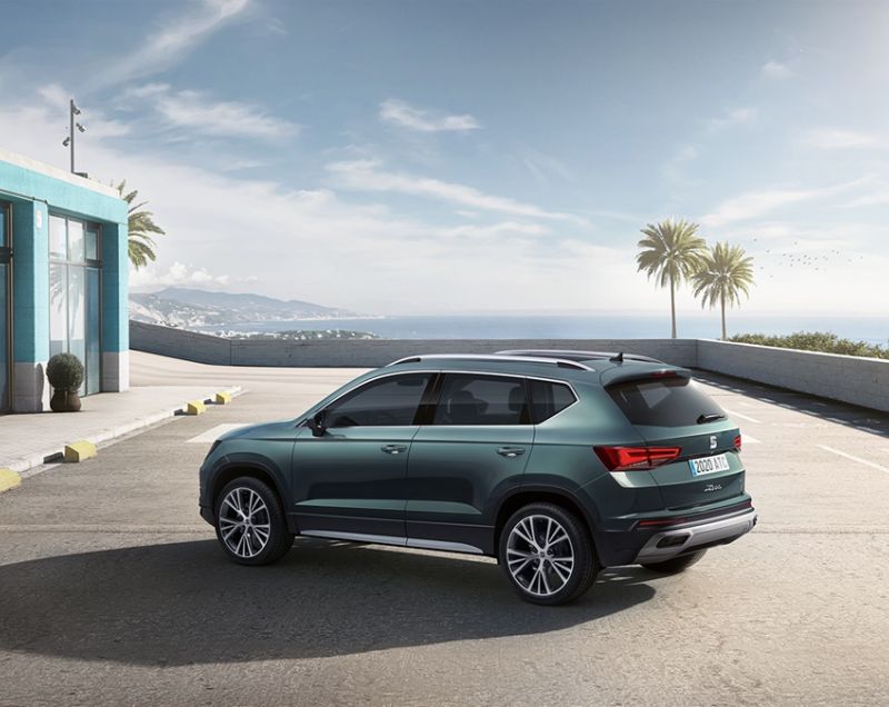 Seat Ateca 1.5tsi 150 PK FR Business Intense DSG-7, Black Magic + SAFE & DRIVING PACK XL / 18 INCH VELGEN Seat Ateca 1.5tsi 150 PK FR Business Intense DSG-7, Black Magic + SAFE & DRIVING PACK XL / 18 INCH VELGEN